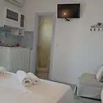 Annio * Plaka (Naxos)