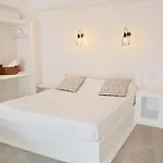 Annio * Pláka