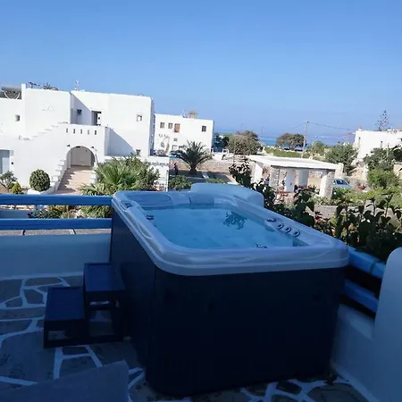 Annio * Plaka (Naxos)